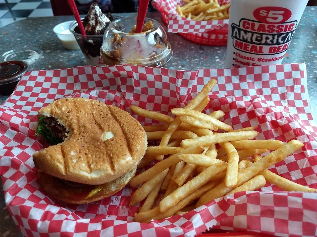 Spangles | restaurant | 120 E 4th Ave, Hutchinson, KS 67501, USA | 6206621600 OR +1 620-662-1600