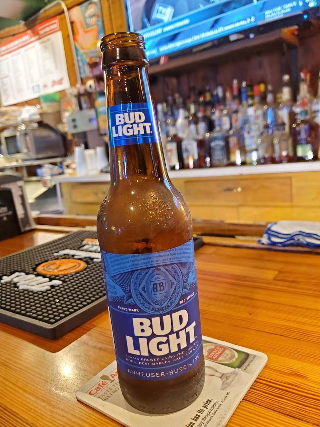 Town Club | restaurant | 2400 E Broadway, Alton, IL 62002, USA | 6184625431 OR +1 618-462-5431