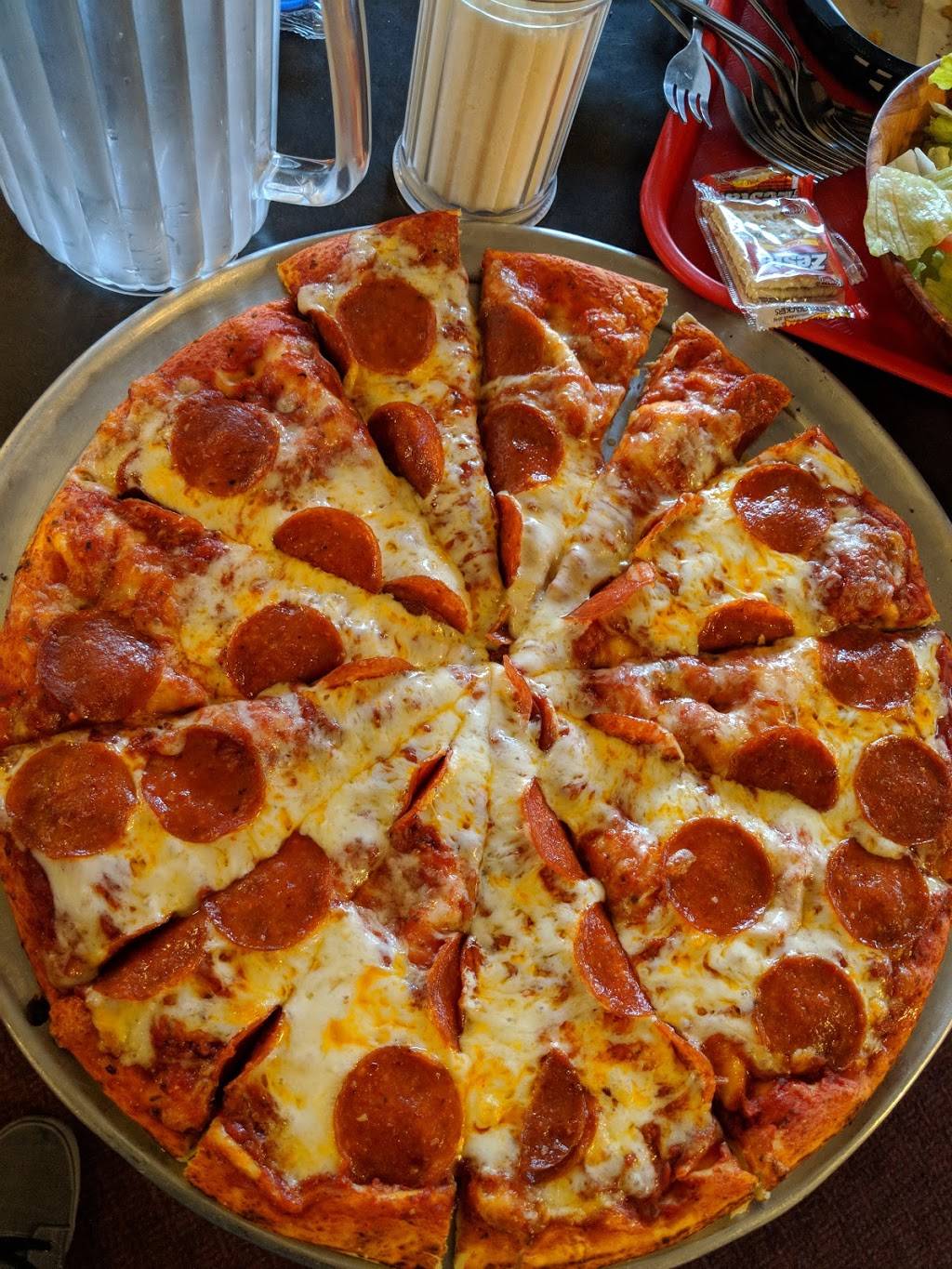 Nickelodeon Pizza | restaurant | 1411 E Washington St, Colton, CA 92324, USA | 9095141220 OR +1 909-514-1220