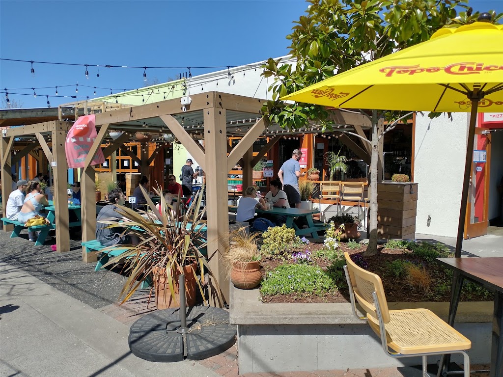 Tropicale | restaurant | 2337 NE Glisan St, Portland, OR 97232, USA | 5038949484 OR +1 503-894-9484