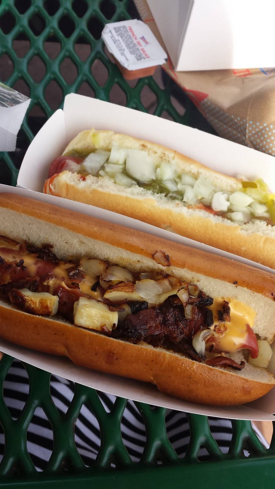 Sonic Drive-In | restaurant | 30129 SW Boones Ferry Rd, Wilsonville, OR 97070, USA | 5038554642 OR +1 503-855-4642