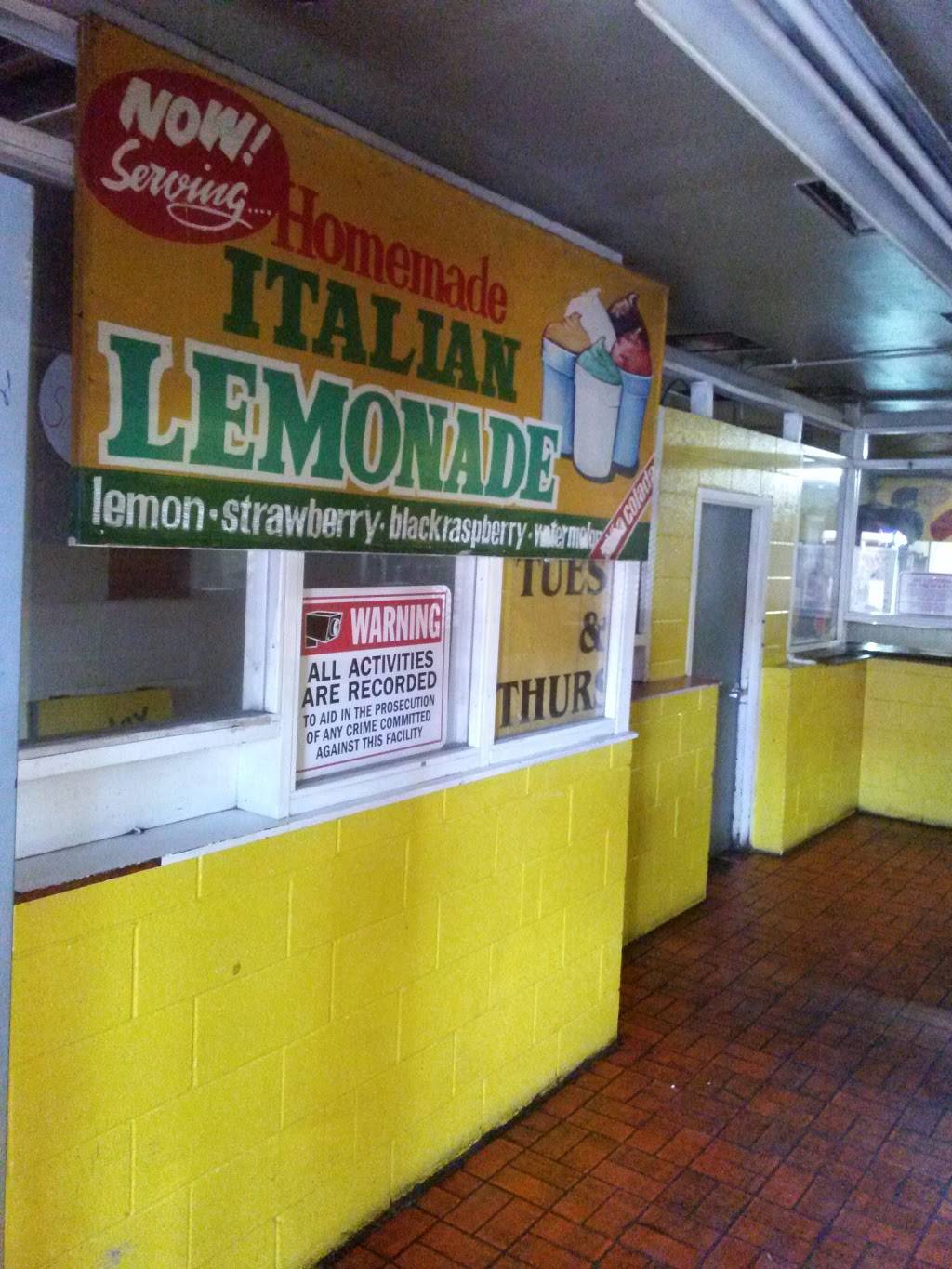 Luigis Pizza | restaurant | 4212 W Madison St, Chicago, IL 60624, USA | 7737220109 OR +1 773-722-0109