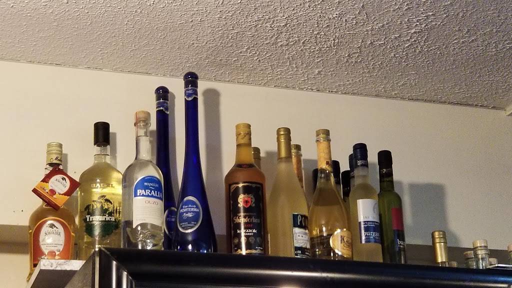 4 Seasons Restaurant | restaurant | 8402 Hudson Ln, Louisville, KY 40291, USA | 5027499969 OR +1 502-749-9969