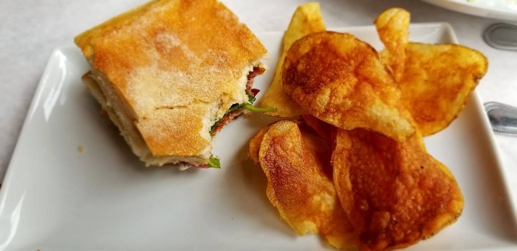 Onesto | restaurant | 221 N Broadway, Milwaukee, WI 53202, USA | 4143081600 OR +1 414-308-1600