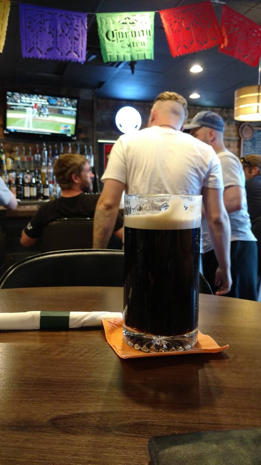 Busters Sports Bar and Grill & Catering | restaurant | 1325 Madison Ave, Mankato, MN 56001, USA | 5073898999 OR +1 507-389-8999