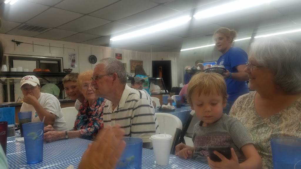 Kents Catfish | restaurant | 2299 MS-145, Saltillo, MS 38866, USA | 6628690703 OR +1 662-869-0703