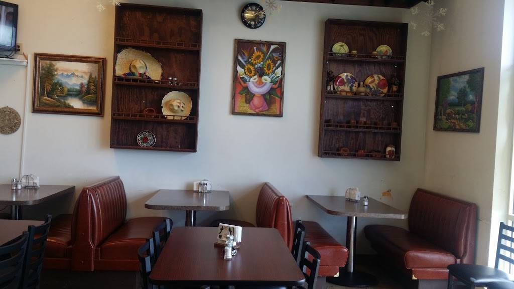 La Perla Market | restaurant | 707 2nd St S, Waite Park, MN 56387, USA | 3202031284 OR +1 320-203-1284