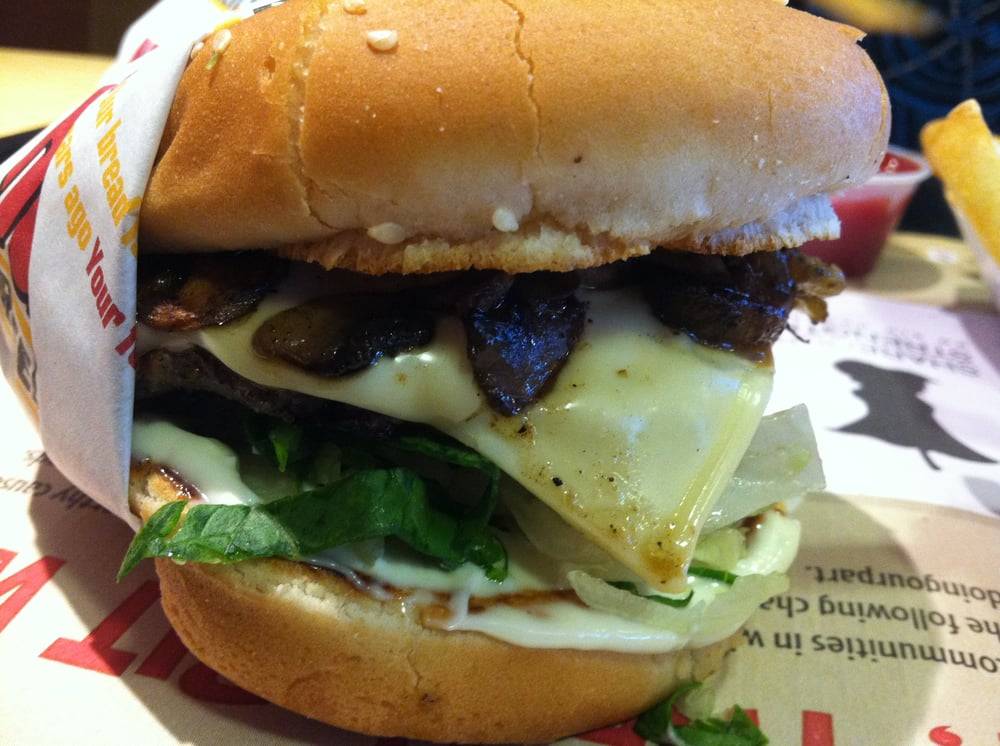 The Habit Burger Grill | restaurant | 36350 Hidden Springs Rd A, Wildomar, CA 92595, USA | 9516780766 OR +1 951-678-0766