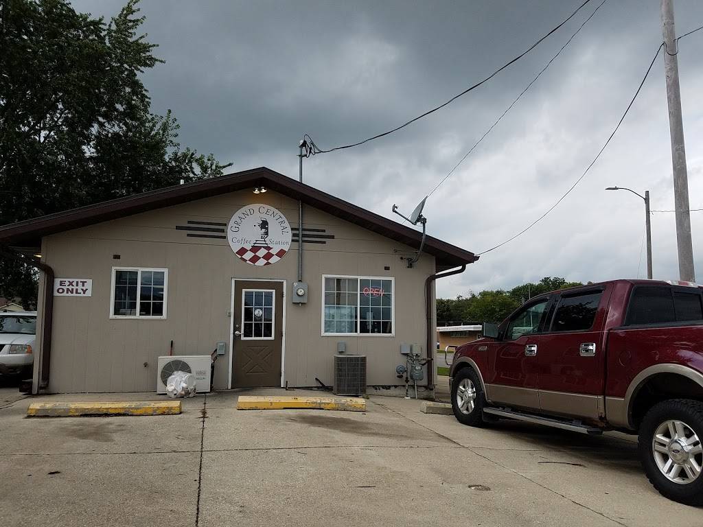 Grand Central Coffee Station | cafe | 400 W 5th St, Storm Lake, IA 50588, USA | 7127320160 OR +1 712-732-0160