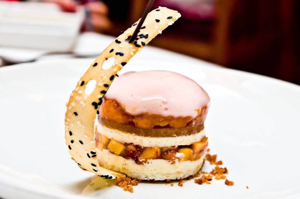 Yachtsman Steakhouse | restaurant | 1700 Epcot Resorts Blvd, Orlando, FL 32830, USA | 4079343818 OR +1 407-934-3818