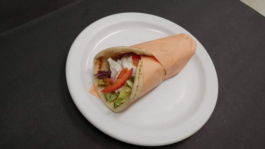 Restaurant Pappas Souvlaki | restaurant | 380 QC-132, Saint-Constant, QC J5A 2L5, Canada | 4506354433 OR +1 450-635-4433