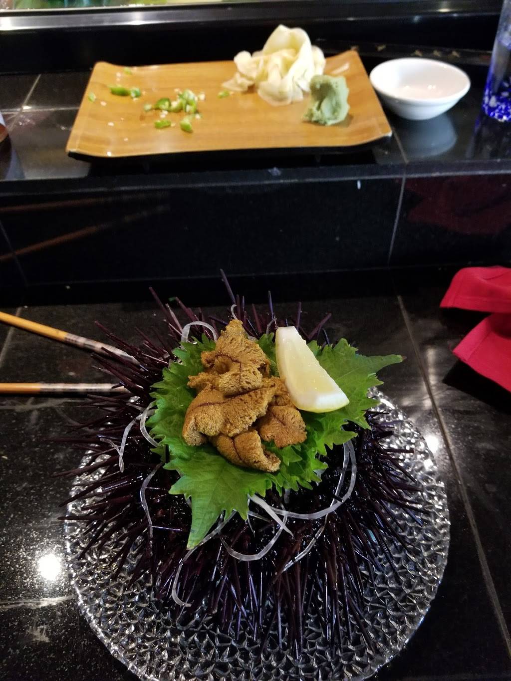 Red Ginger | restaurant | 22984 Ventura Blvd, Woodland Hills, CA 91364, USA | 8185918055 OR +1 818-591-8055