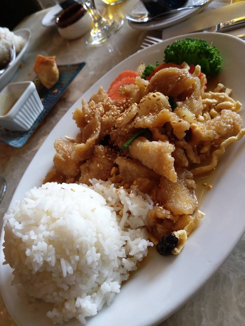 Sawasdee Danvers | restaurant | 49A Maple St, Danvers, MA 01923, USA | 9787748424 OR +1 978-774-8424