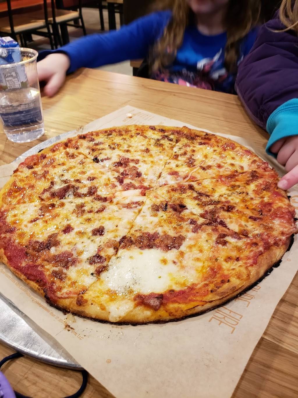 Blaze Pizza | meal takeaway | 11 Clifton Country Rd, Clifton Park, NY 12065, USA | 5187301422 OR +1 518-730-1422