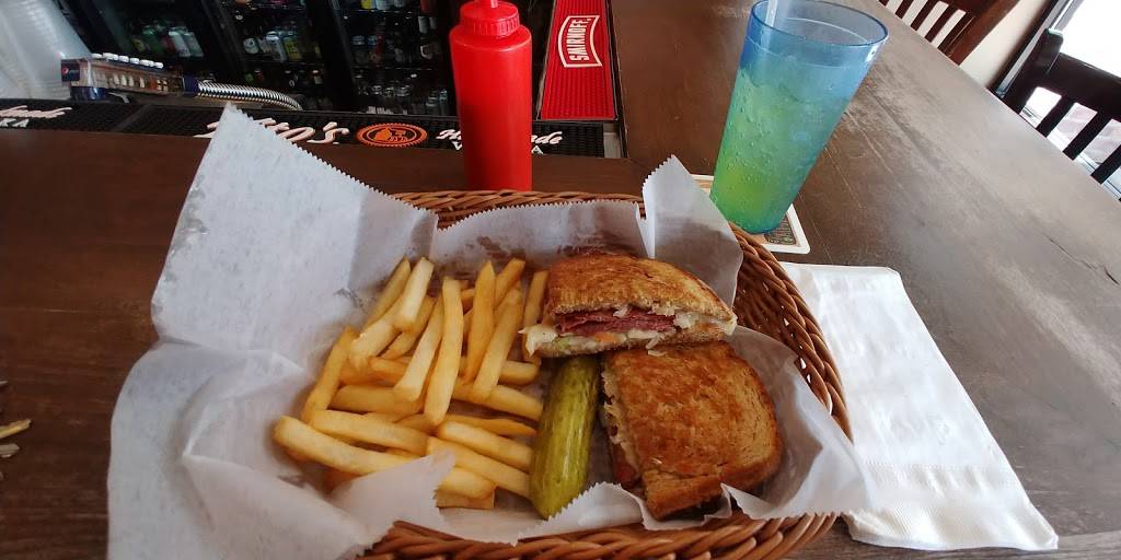 Arenas Deli & Bar | restaurant | 168 E Main St, Newark, DE 19711, USA | 3024541900 OR +1 302-454-1900