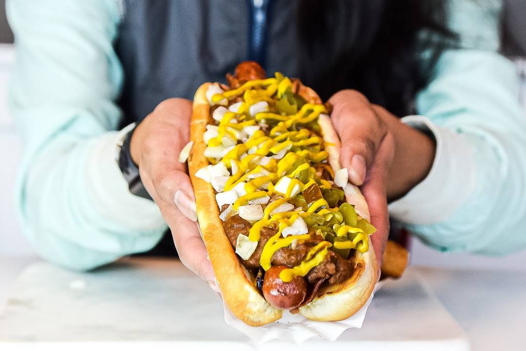 Joes Burgers Bridgeport Village | restaurant | 7409 SW Bridgeport Rd, Tigard, OR 97224, USA | 5035981111 OR +1 503-598-1111