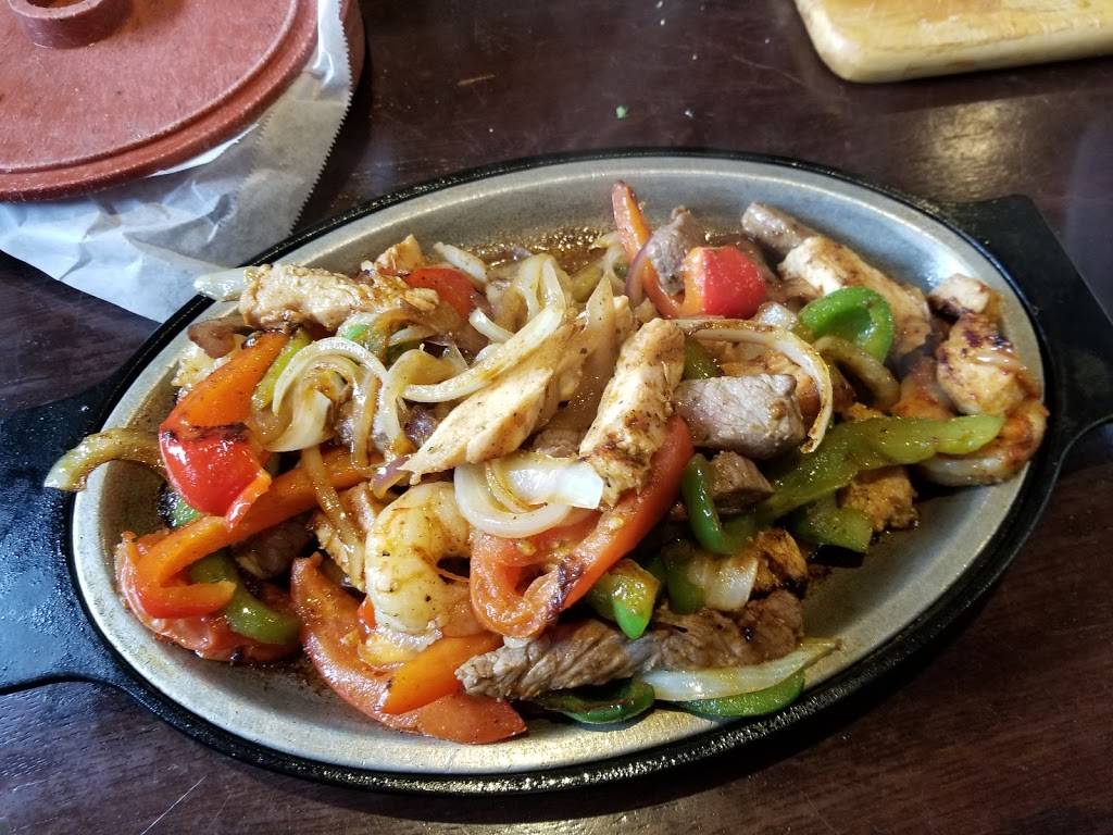 Prime Time Restaurant | restaurant | 7750 95th St, Hickory Hills, IL 60457, USA | 7085992333 OR +1 708-599-2333