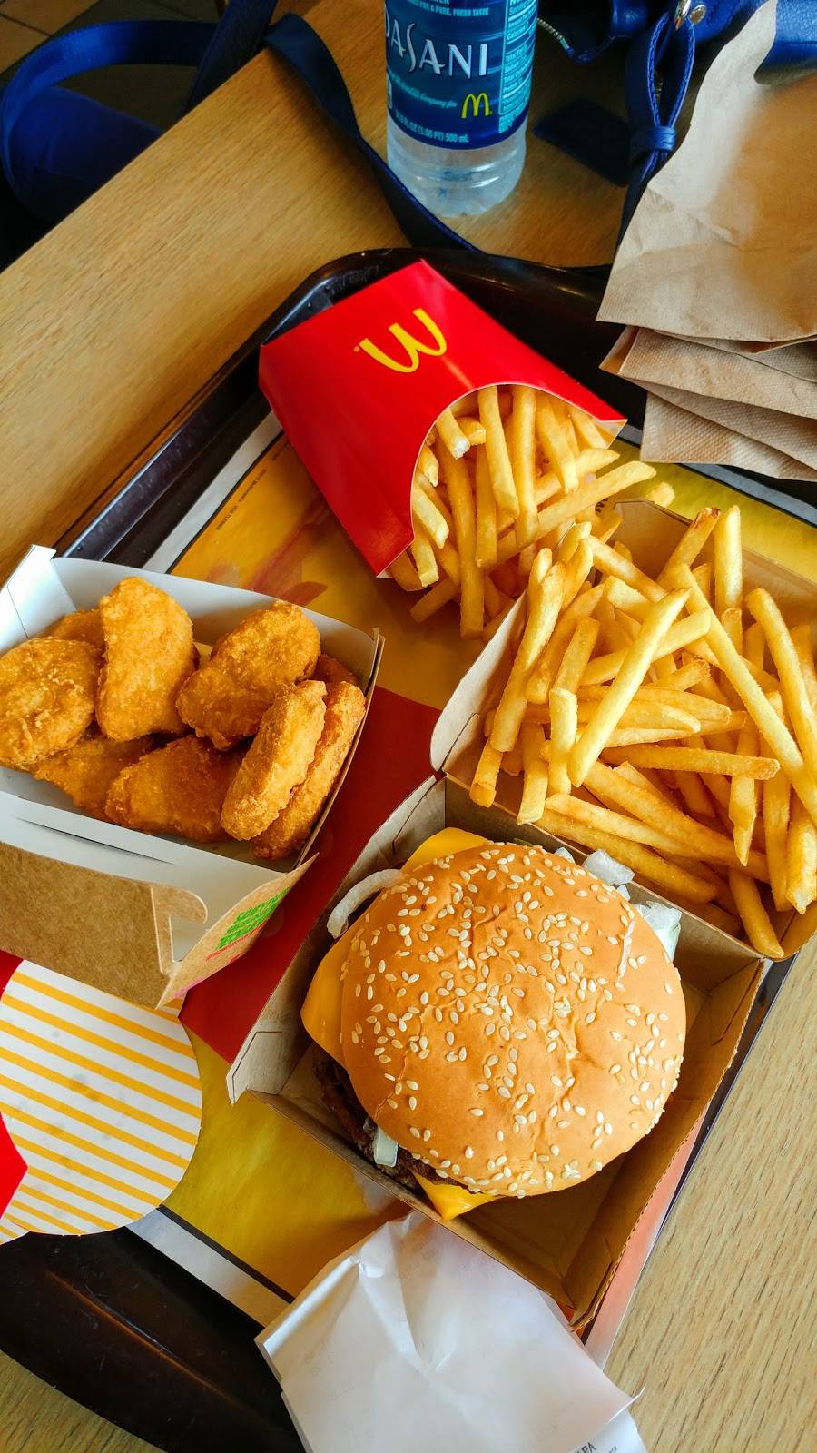 McDonalds | cafe | 1869 VT-66, Randolph, VT 05060, USA | 8027286261 OR +1 802-728-6261