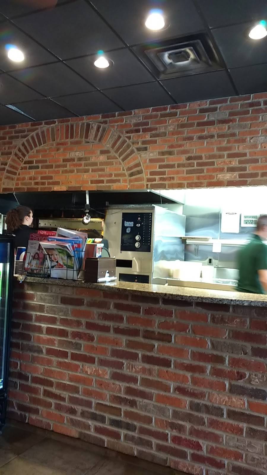 Corkys Pizza | restaurant | 25 S Walnut St, La Crescent, MN 55947, USA | 5078956996 OR +1 507-895-6996