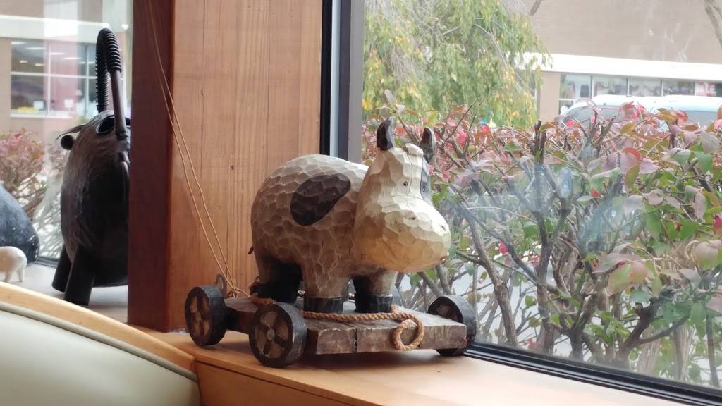 Louies Ham & Corned Beef | restaurant | 165 S Main St, Mt Clemens, MI 48043, USA | 5864636668 OR +1 586-463-6668