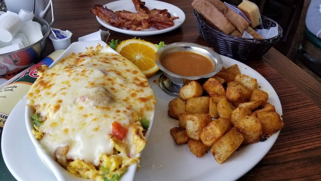 Eggcetera | restaurant | 5975 Boulevard Robert-Bourassa, Laval, QC H7E 0A4, Canada | 4506656161 OR +1 450-665-6161