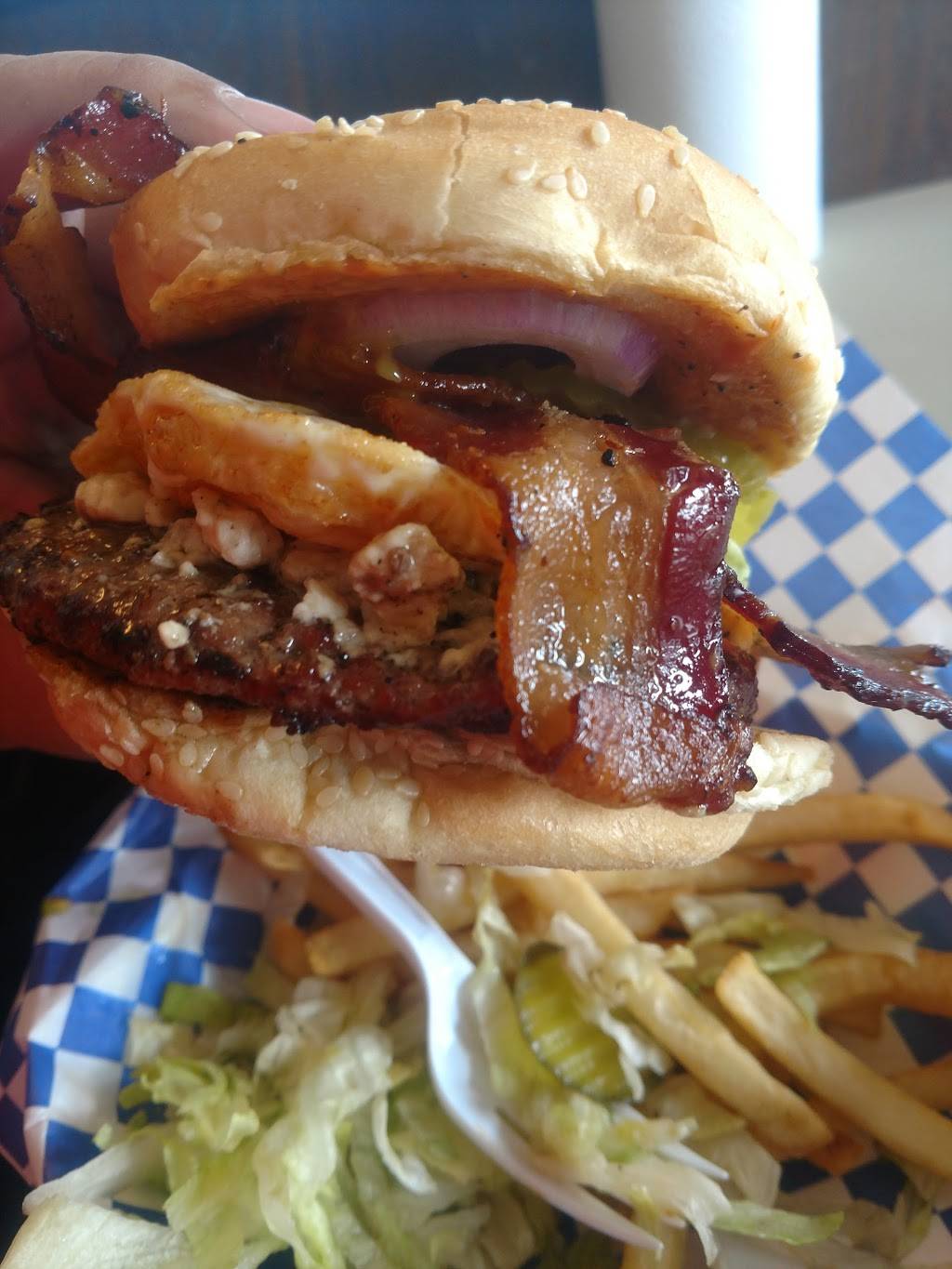 Burger Culture | restaurant | 801 S Presa St, San Antonio, TX 78210, USA | 2105921064 OR +1 210-592-1064