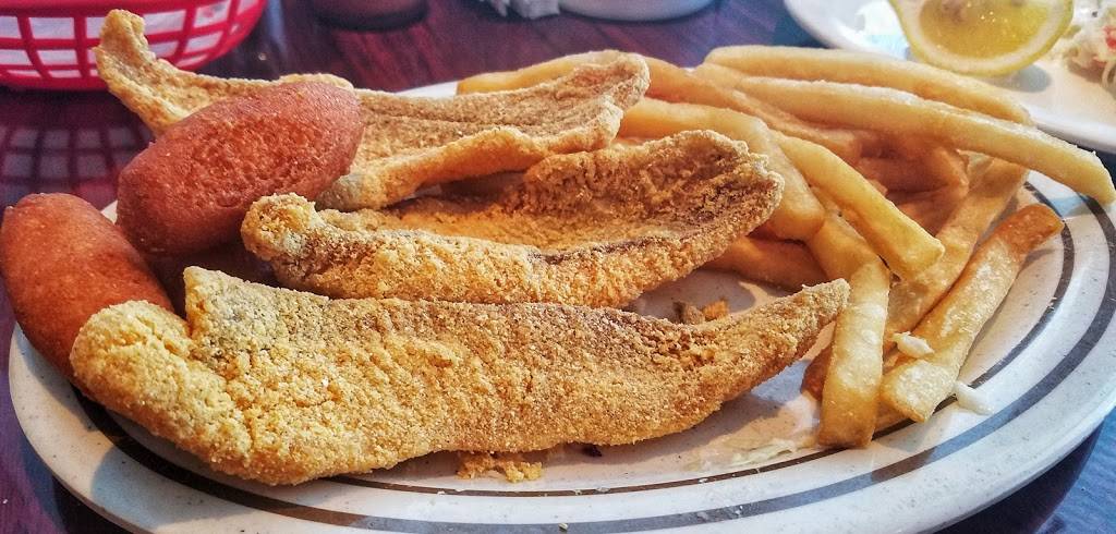 The Hush Puppy | restaurant | 7185 W Charleston Blvd, Las Vegas, NV 89117, USA | 7023635988 OR +1 702-363-5988