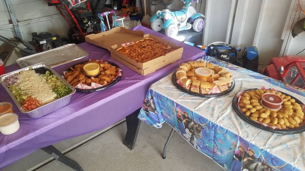 Mama Primozz Pizza | restaurant | 34659 Vine St, Eastlake, OH 44095, USA | 4409519773 OR +1 440-951-9773