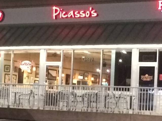 Picassos | restaurant | 2060 Interchange Rd, Erie, PA 16565, USA | 8148661183 OR +1 814-866-1183