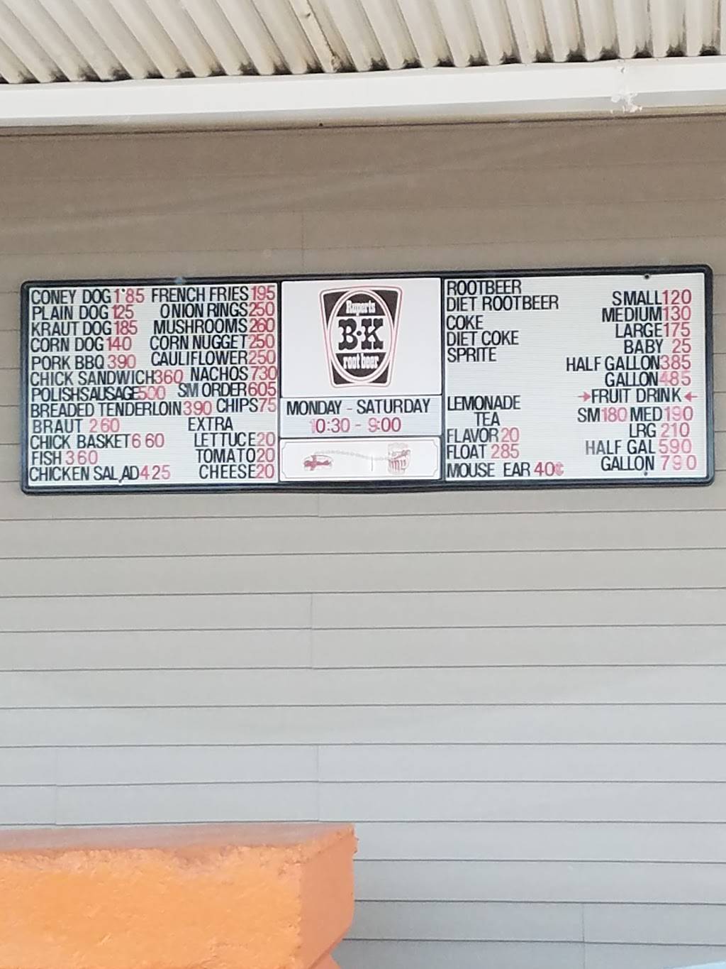 Ruperts B & K Rootbeer | restaurant | 2105 N Davis Rd, Kokomo, IN 46901, USA | 7654572884 OR +1 765-457-2884