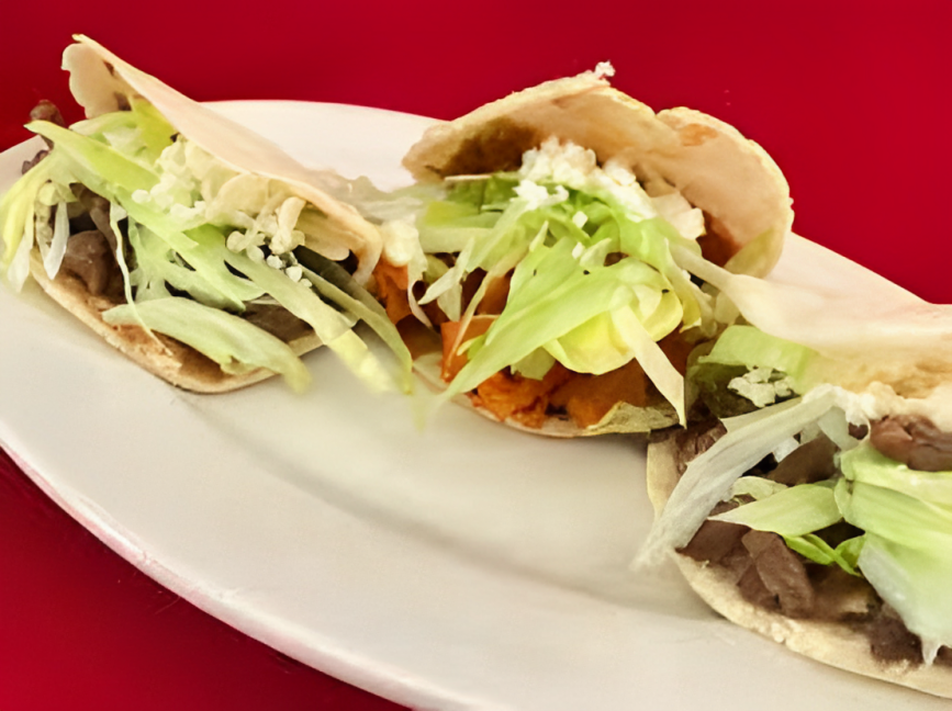 Julie’s Kitchen | restaurant | 24171 Overseas Hwy, Summerland Key, FL 33042, USA | 3057417131 OR +1 305-741-7131