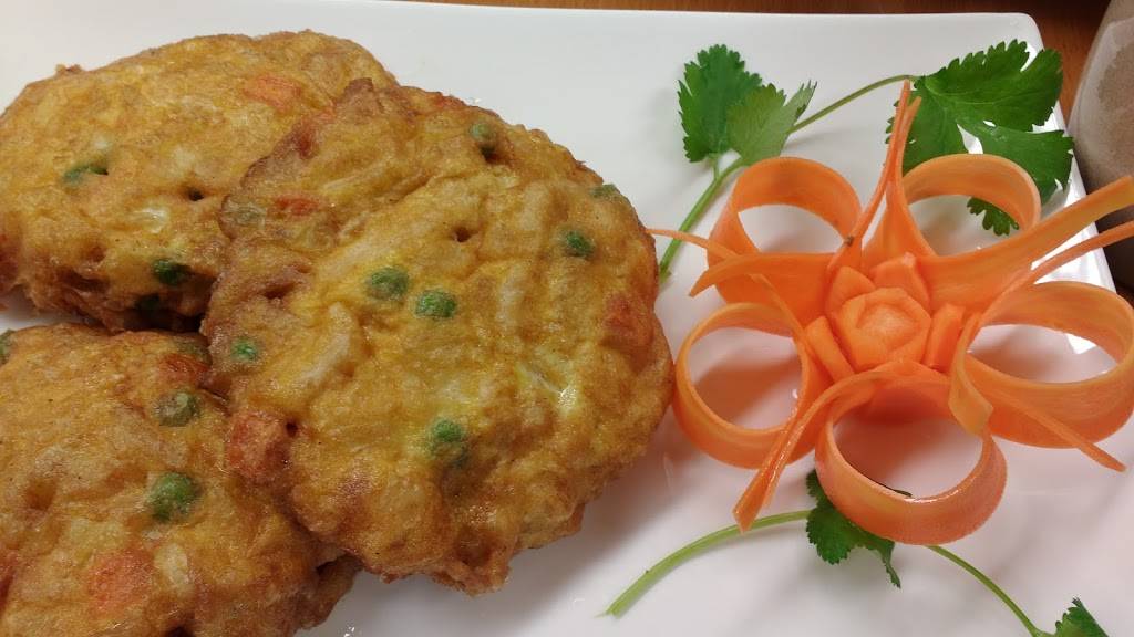 Long Xing | restaurant | 428 Hwy 1 W, Iowa City, IA 52246, USA | 3195691830 OR +1 319-569-1830