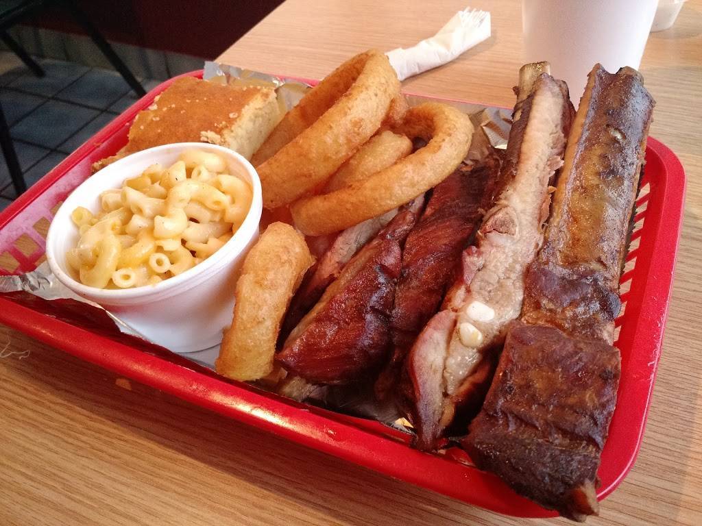 Celebritys Soul Food of Ft. White | restaurant | 7629 US-27, Fort White, FL 32038, USA | 3864979464 OR +1 386-497-9464