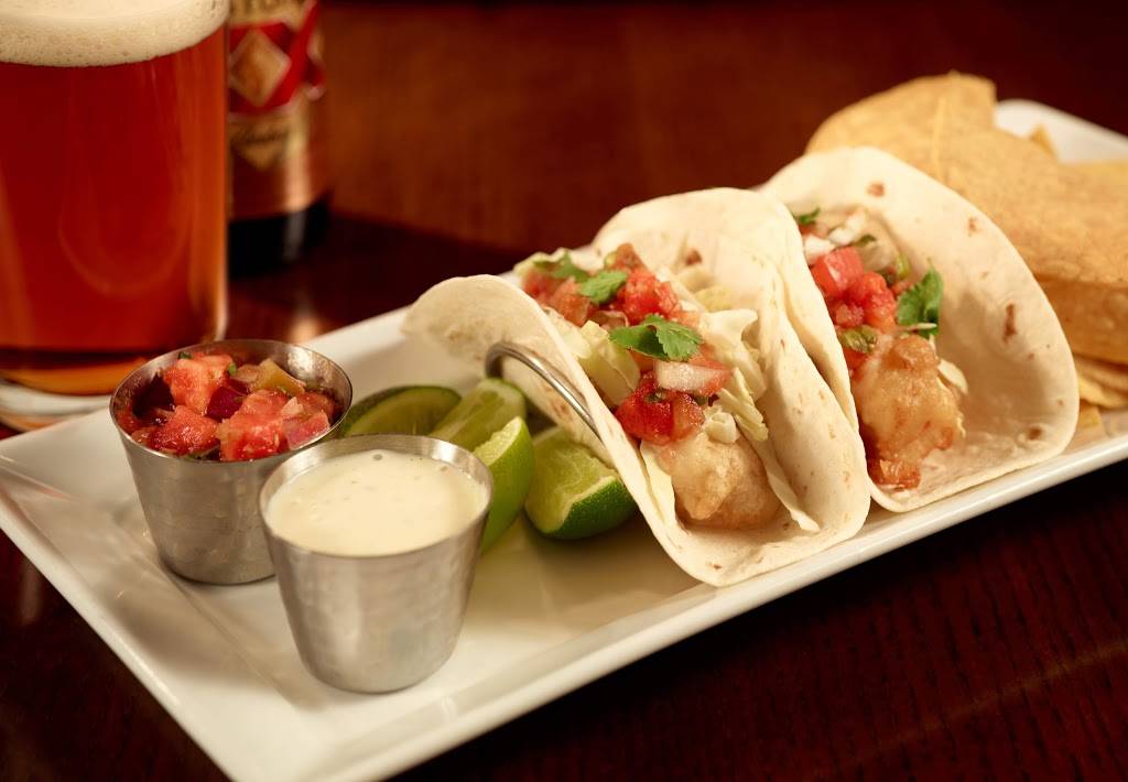 Champions | restaurant | 600 Marriott Dr, Nashville, TN 37214, USA | 6158722995 OR +1 615-872-2995