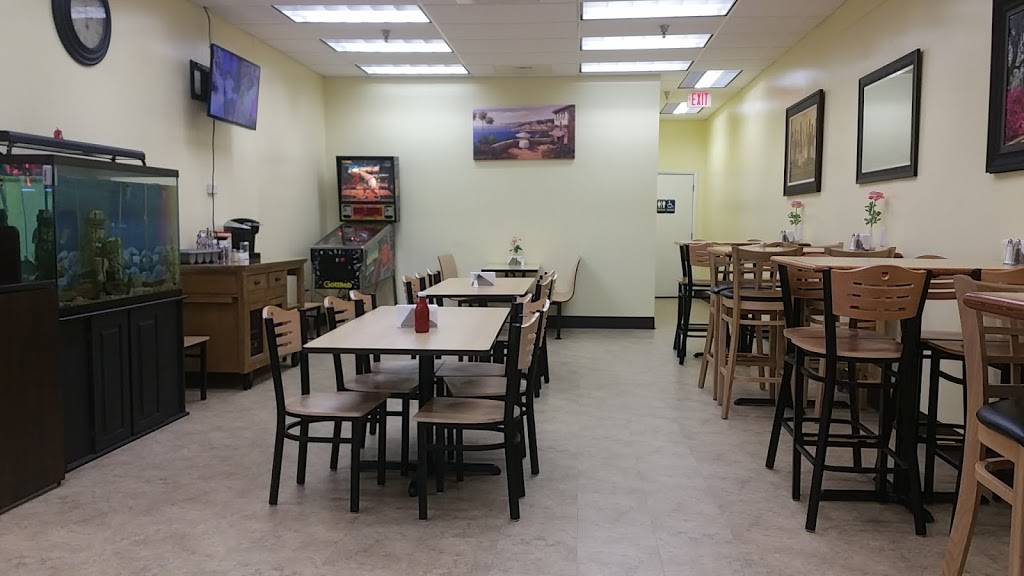 Giovannis Pizza | restaurant | 1027 N Mountain Rd, Harrisburg, PA 17112, USA | 7175408130 OR +1 717-540-8130