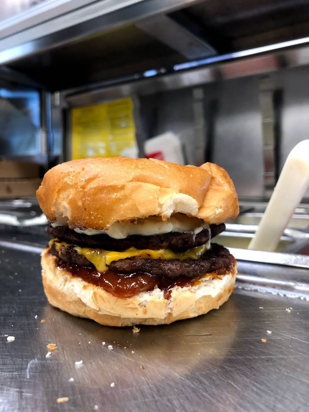 Swensons (Hilliard) Drive-In Restaurants | restaurant | 4810 Cemetery Rd, Hilliard, OH 43026, USA | 6149839900 OR +1 614-983-9900