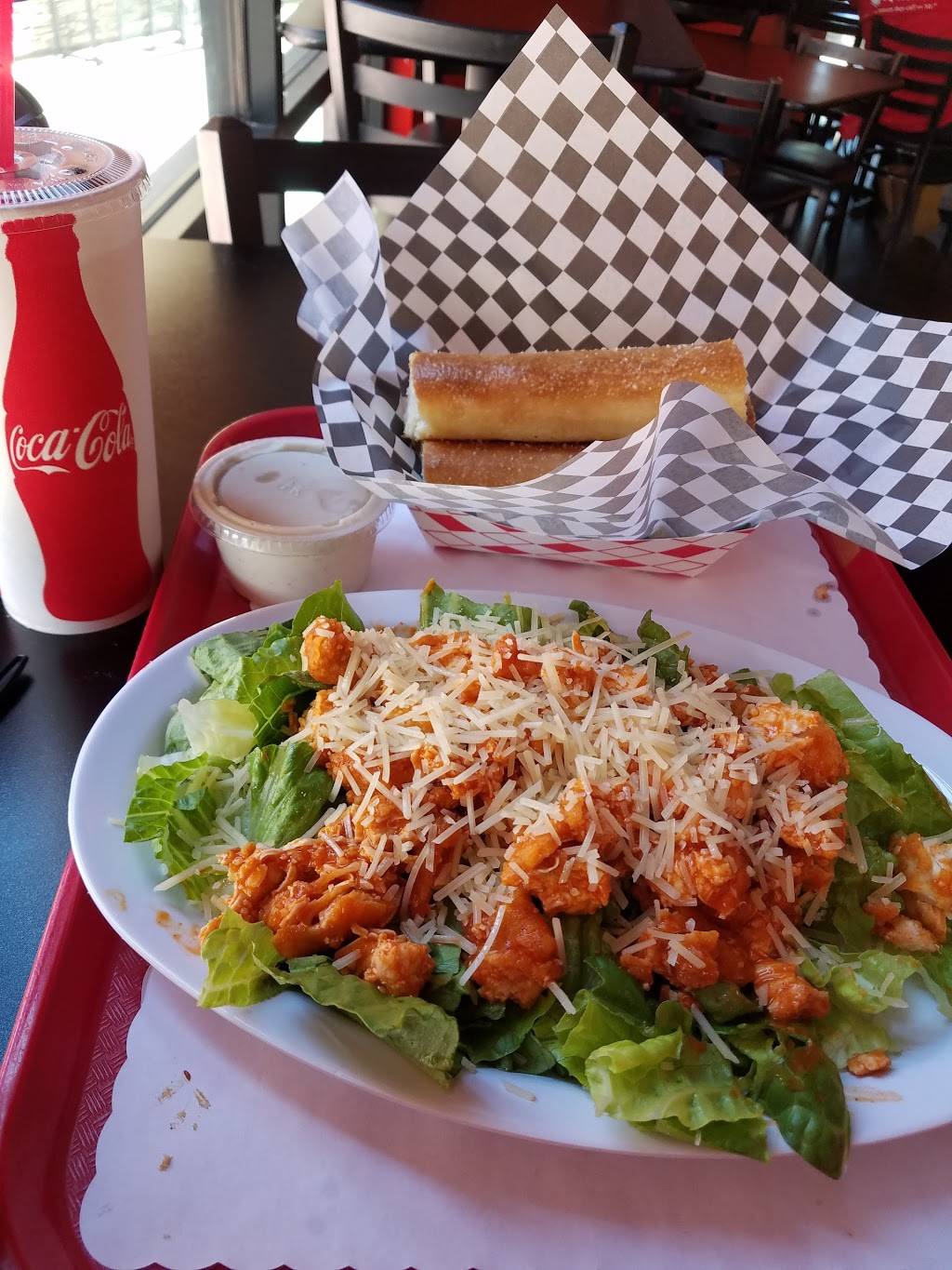 Buffalo Wing Star | restaurant | 7621 Linda Vista Rd, San Diego, CA 92111, USA | 8585654161 OR +1 858-565-4161