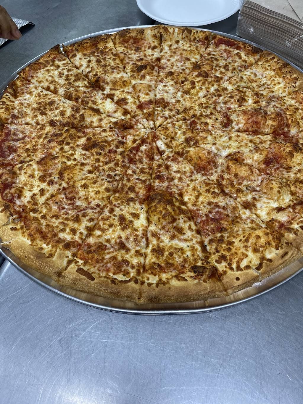 Vamos Pizza | restaurant | 565 W Oates Rd #140, Garland, TX 75043, USA | 4692067353 OR +1 469-206-7353