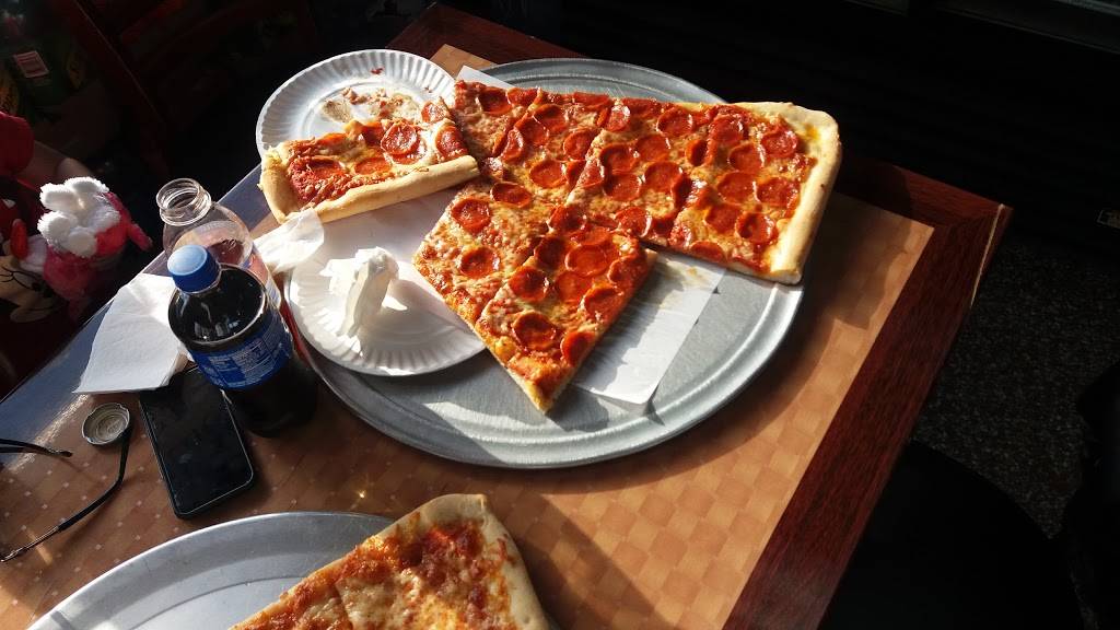 Pizza Barn | restaurant | 70 McLean Ave, Yonkers, NY 10705, USA | 9143781400 OR +1 914-378-1400