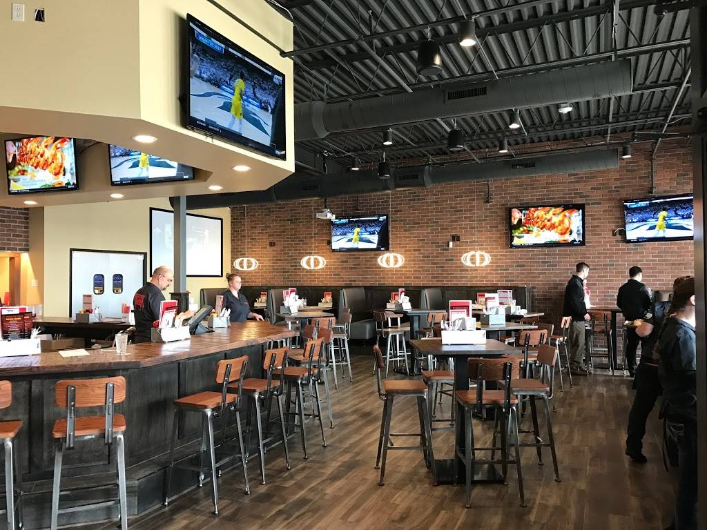 Omaha Tap House - Pepperwood | restaurant | 579 N 155th Plaza, Omaha, NE 68154, USA | 4029320621 OR +1 402-932-0621