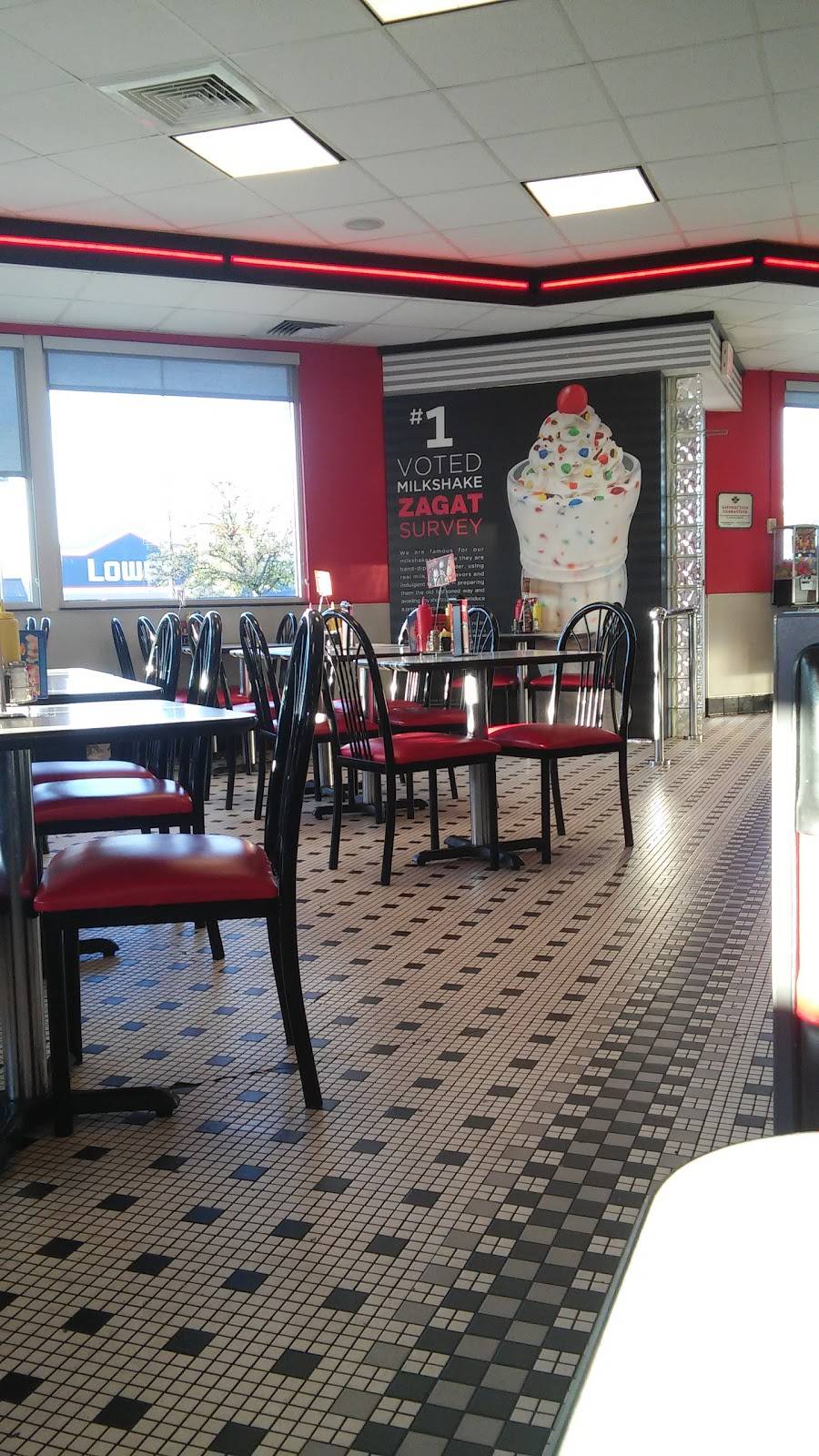 Steak n Shake | restaurant | 3821 41st Ave Dr, Moline, IL 61265, USA | 3097649453 OR +1 309-764-9453