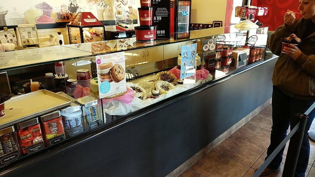 Cold Stone Creamery | bakery | 714 N Clinton St, Defiance, OH 43512, USA | 4197822700 OR +1 419-782-2700