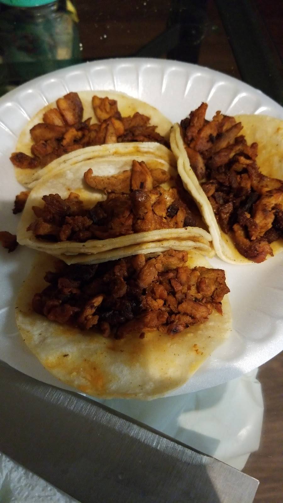 Taqueria Los Primos | restaurant | 18267 Soledad Canyon Rd, Canyon Country, CA 91387, USA | 6612518882 OR +1 661-251-8882