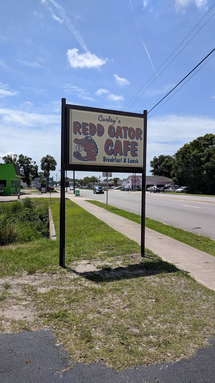 Redd Gator Cafe Co | restaurant | 509 N State St, Bunnell, FL 32110, USA | 3864372233 OR +1 386-437-2233