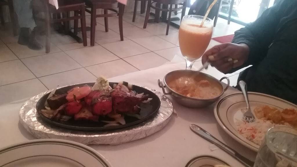 Agra Grill | restaurant | 3835 White Plains Rd, Bronx, NY 10467, USA | 3473465228 OR +1 347-346-5228