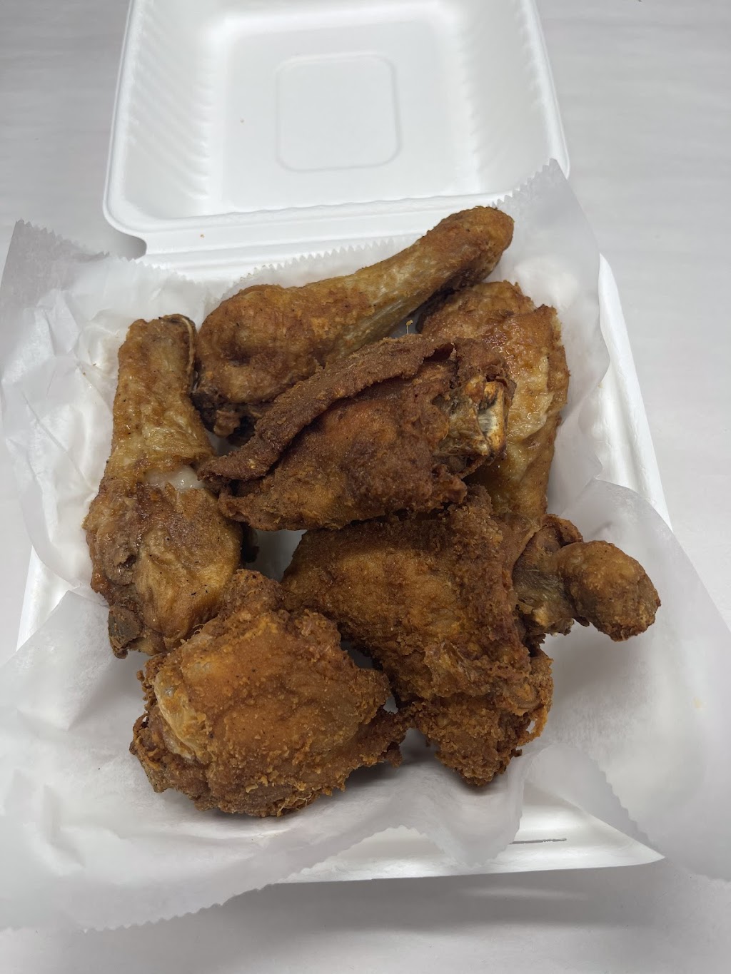 Munchies Pizza & Subs | restaurant | 334 S Monroe St, Baltimore, MD 21223, USA | 4434383390 OR +1 443-438-3390