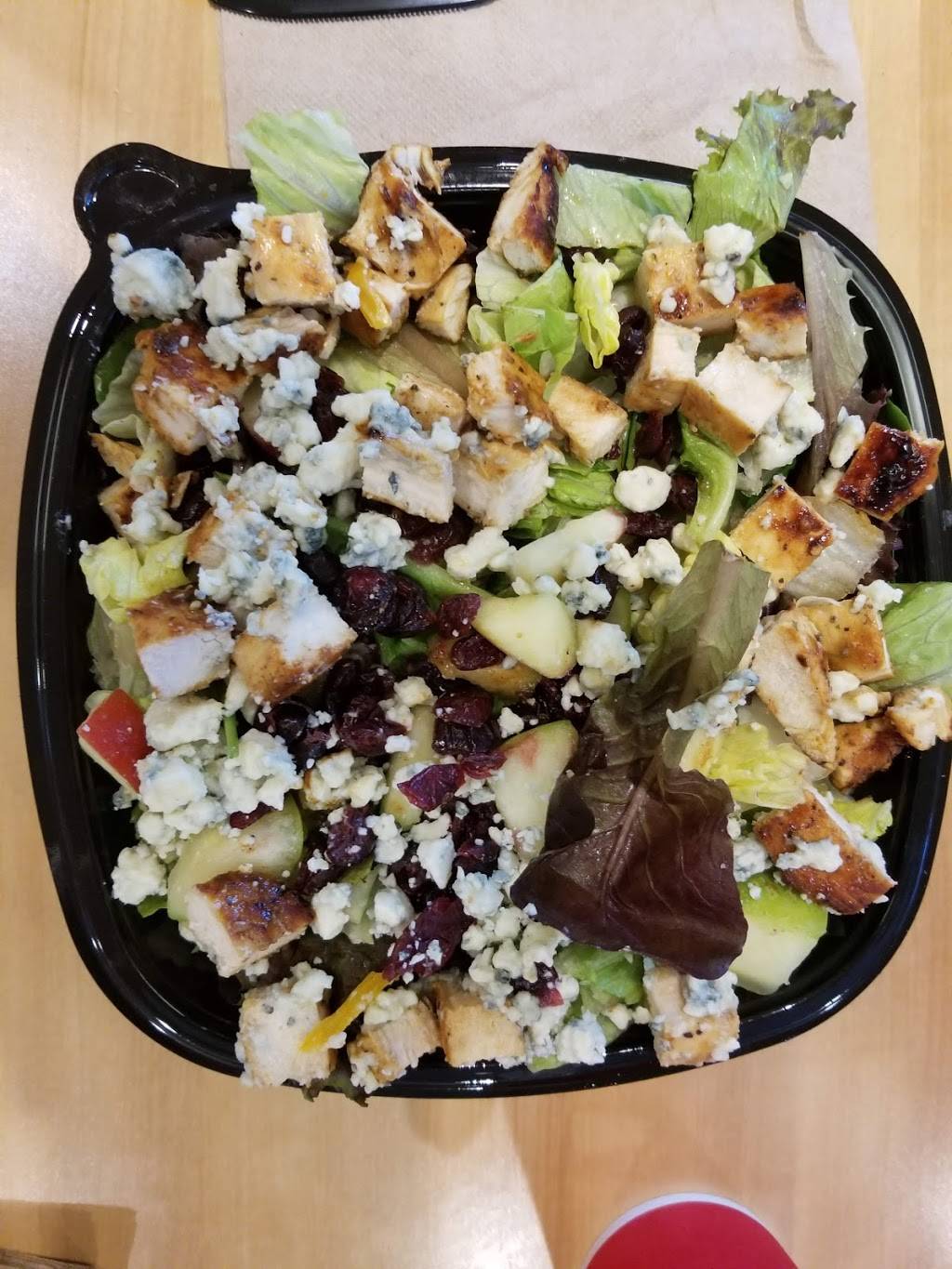 Wendys | restaurant | 735 N Madison Blvd, Roxboro, NC 27573, USA | 3365972488 OR +1 336-597-2488