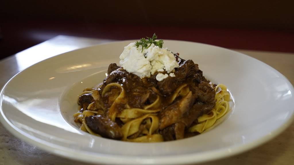 Fazzinis Taverna | restaurant | 9811 York Rd, Cockeysville, MD 21030, USA | 4106676104 OR +1 410-667-6104