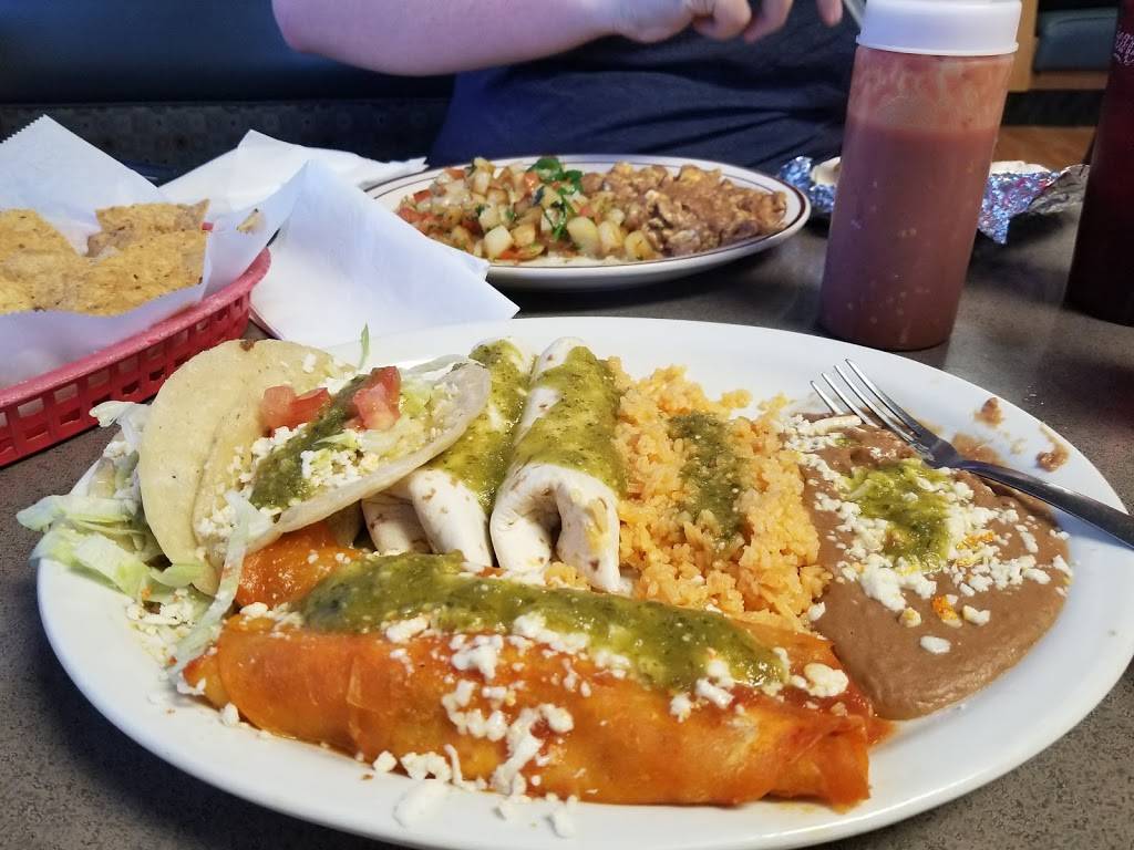 LA ROSA DE MICHUACAN | restaurant | 1821 19th St, East Moline, IL 61244, USA | 3097554462 OR +1 309-755-4462