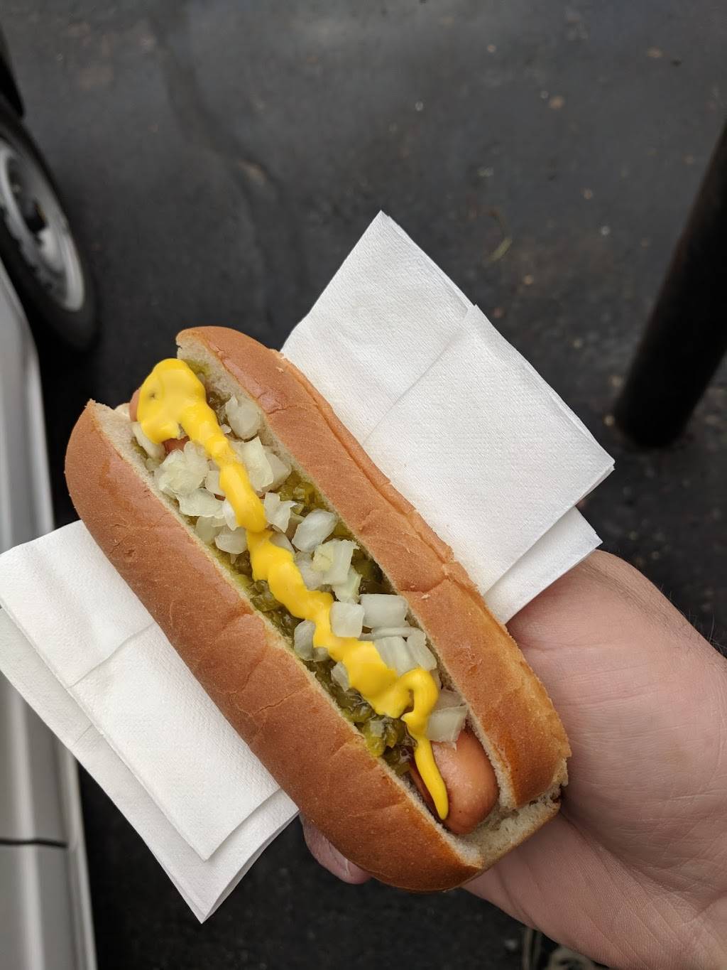 Hot Dog Annies | restaurant | 244 Paxton St, Leicester, MA 01524, USA | 5088929059 OR +1 508-892-9059